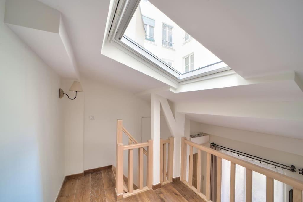 Superbe Maisonnette Neuve Au Coeur De パリ エクステリア 写真